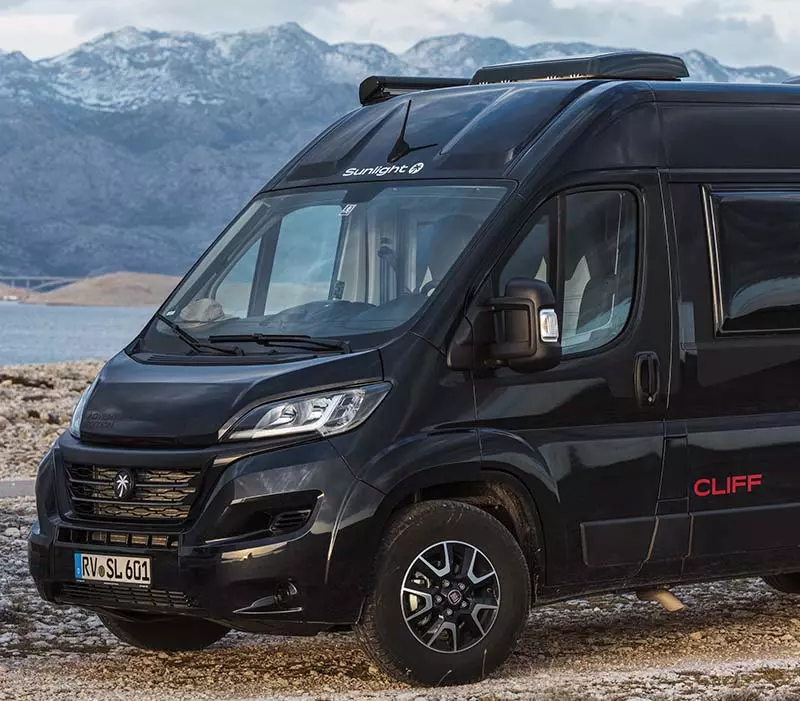 車輛外觀 - 側面展開